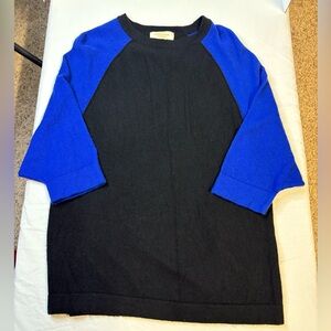 Peck & Peck Woman’s 100% Cashmere Black and Blue Crewneck Sweater